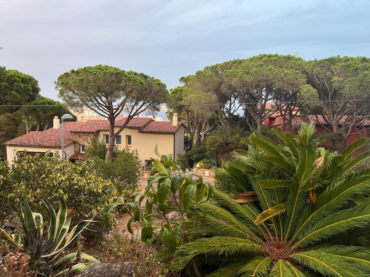 Апартаменты La Casa Linda Con Terraza Y Vistas Al Mar Калонже Экстерьер фото